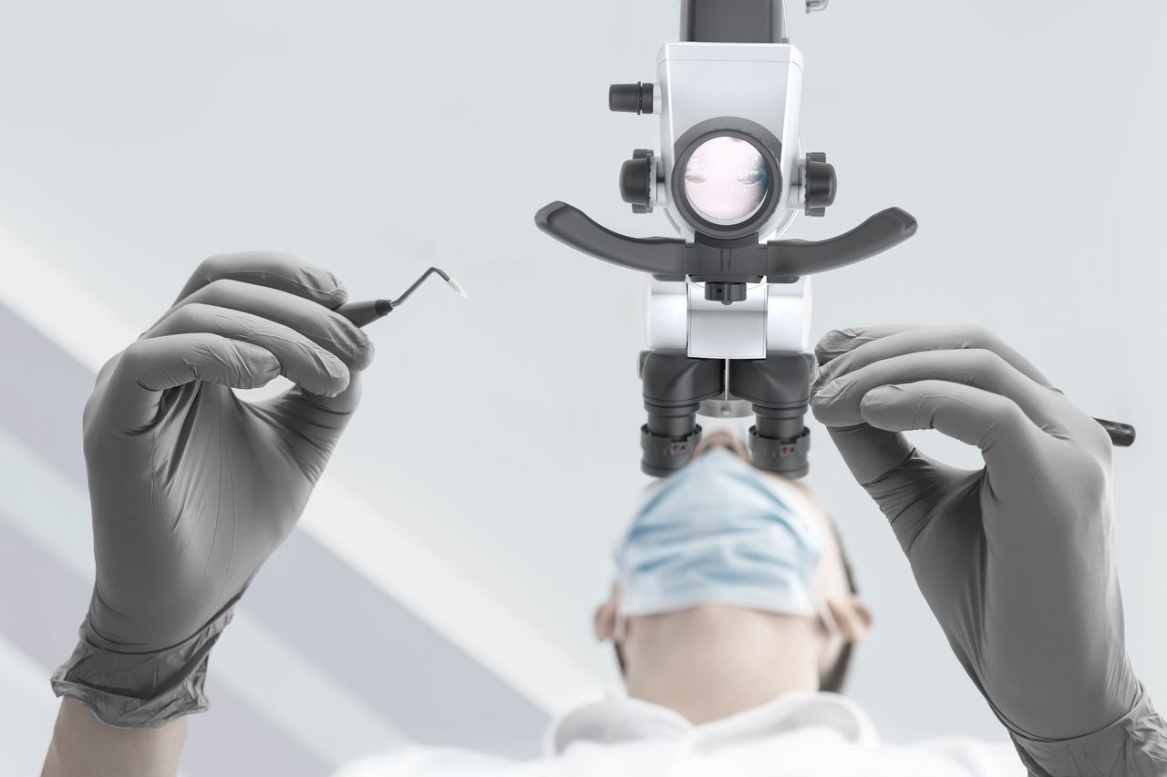 Microscope Dentistry: How Dental Microscopes Transform Care?